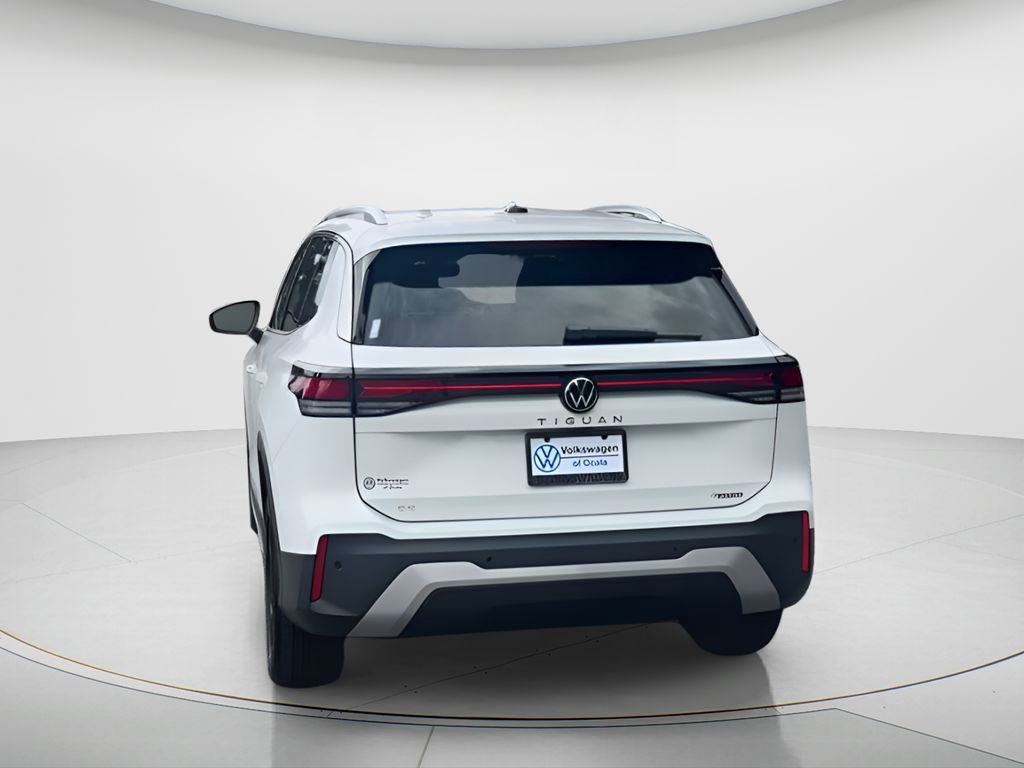 New 2026 Volkswagen Tiguan SE image 7