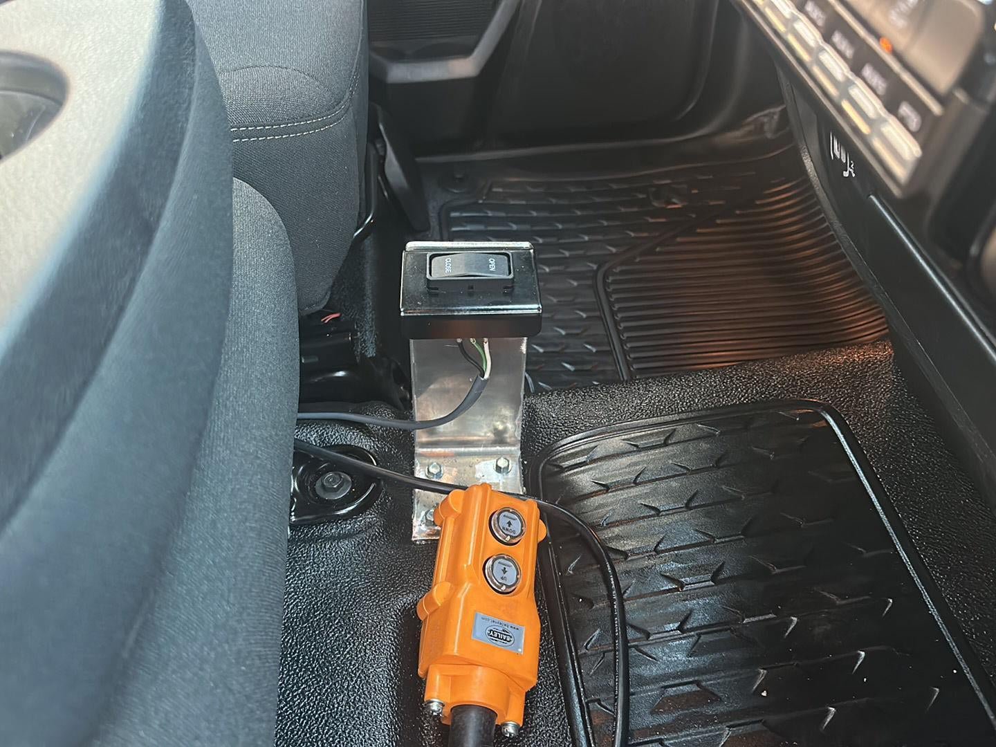 New 2026 RAM 5500 4x4 Regular Cab image 6