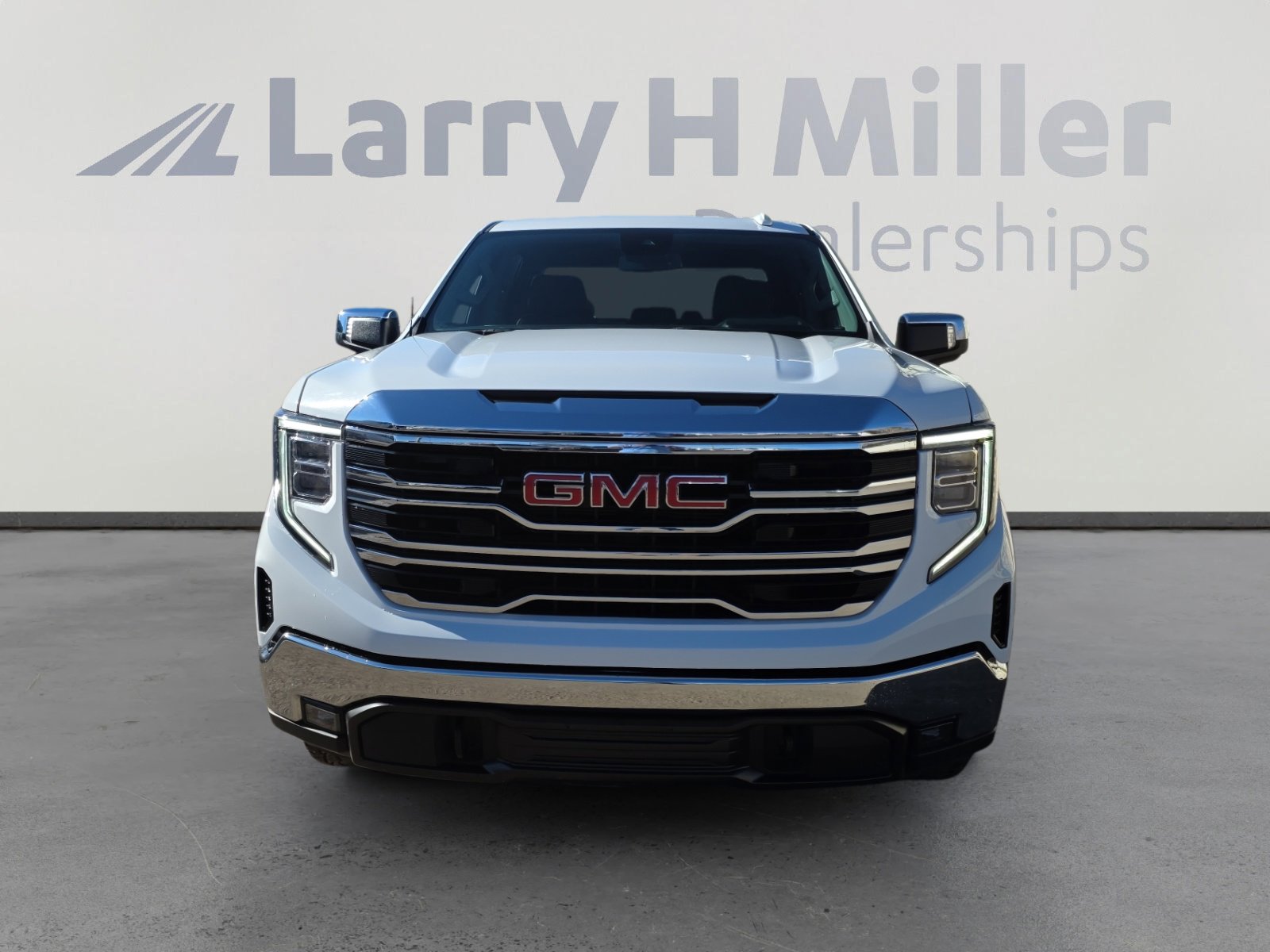 Used 2024 GMC Sierra 1500 SLT image 8