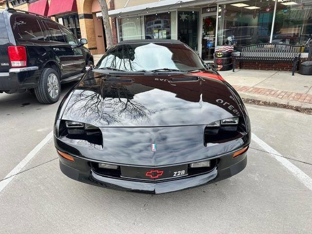 Used 1997 Chevrolet Camaro Z28 w/ Preferred Equipment Group 2 RWD image 26