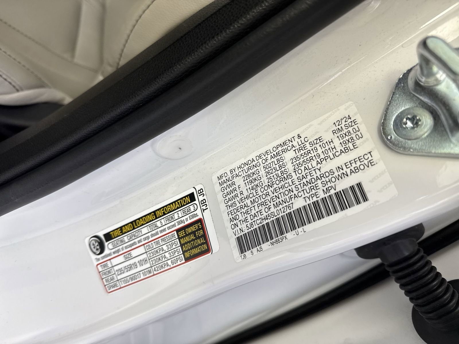 Used 2025 Acura RDX SH-AWD image 37