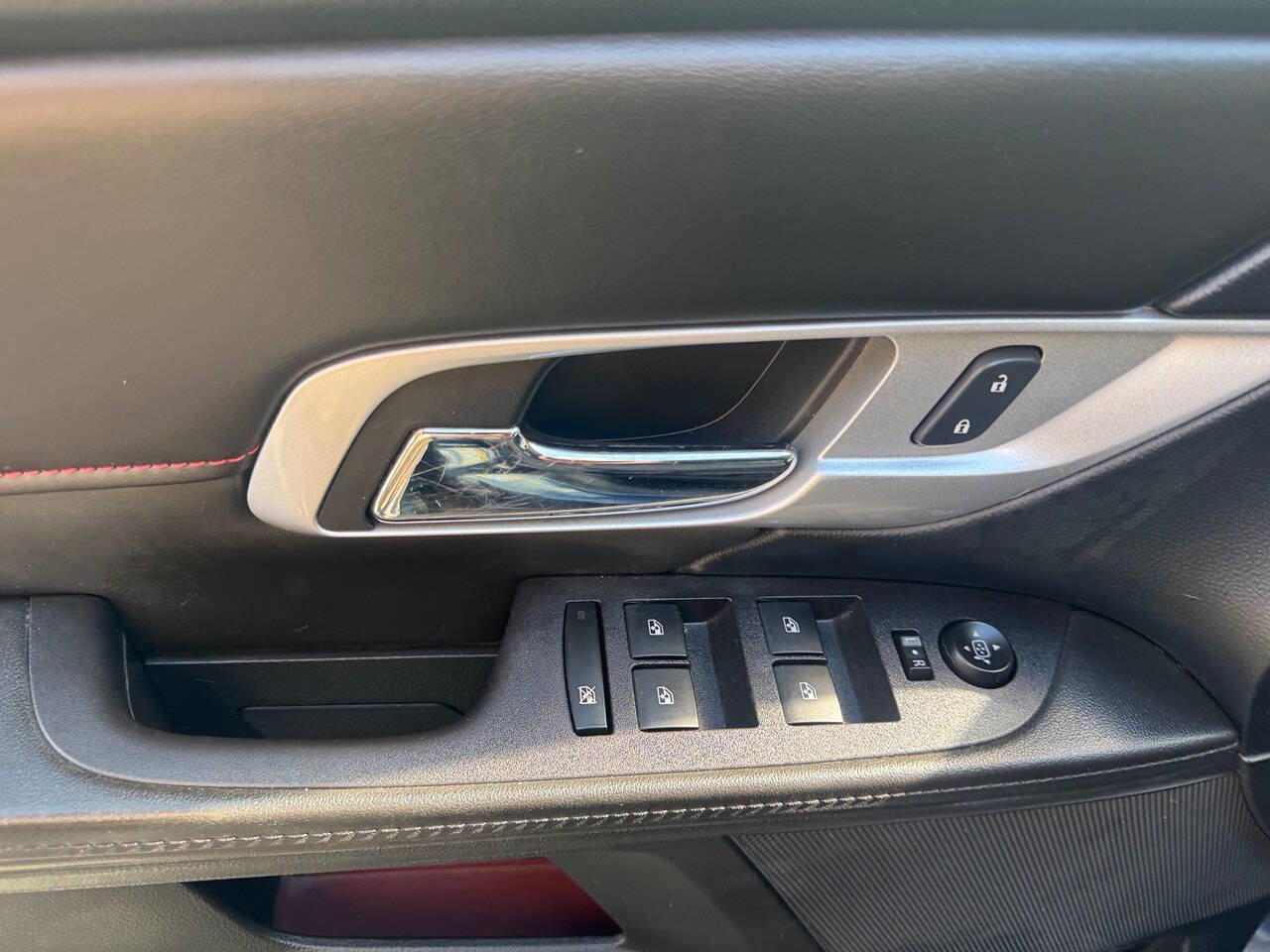 Used 2016 GMC Terrain SLE w/ Convenience Package image 10