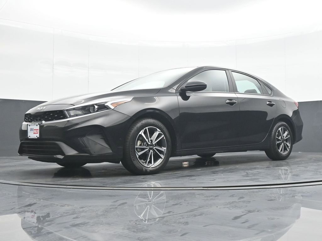 Used 2023 Kia Forte LXS image 26