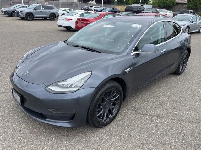 Used 2018 Tesla Model 3 Long Range RWD image 1