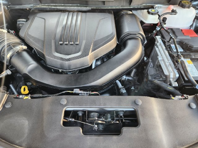 Used 2026 Chevrolet Traverse RS w/ LPO, Floor Liner Package AWD/4WD image 33