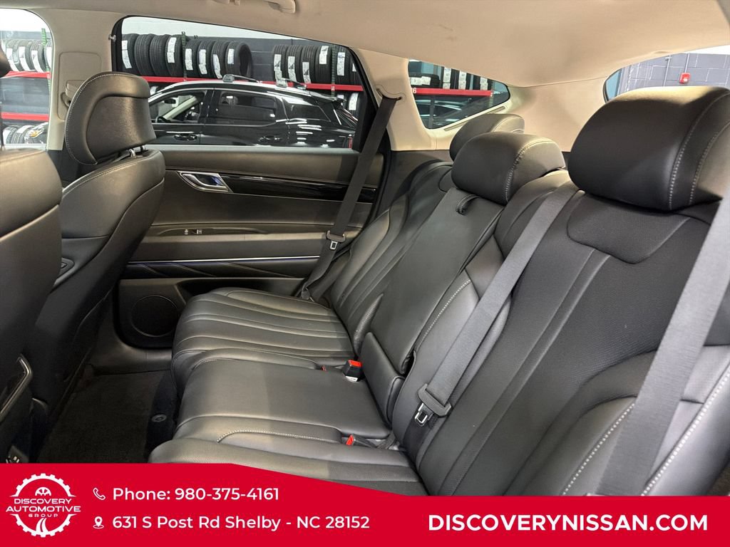Used 2025 Genesis GV80 2.5T Standard AWD/4WD image 34