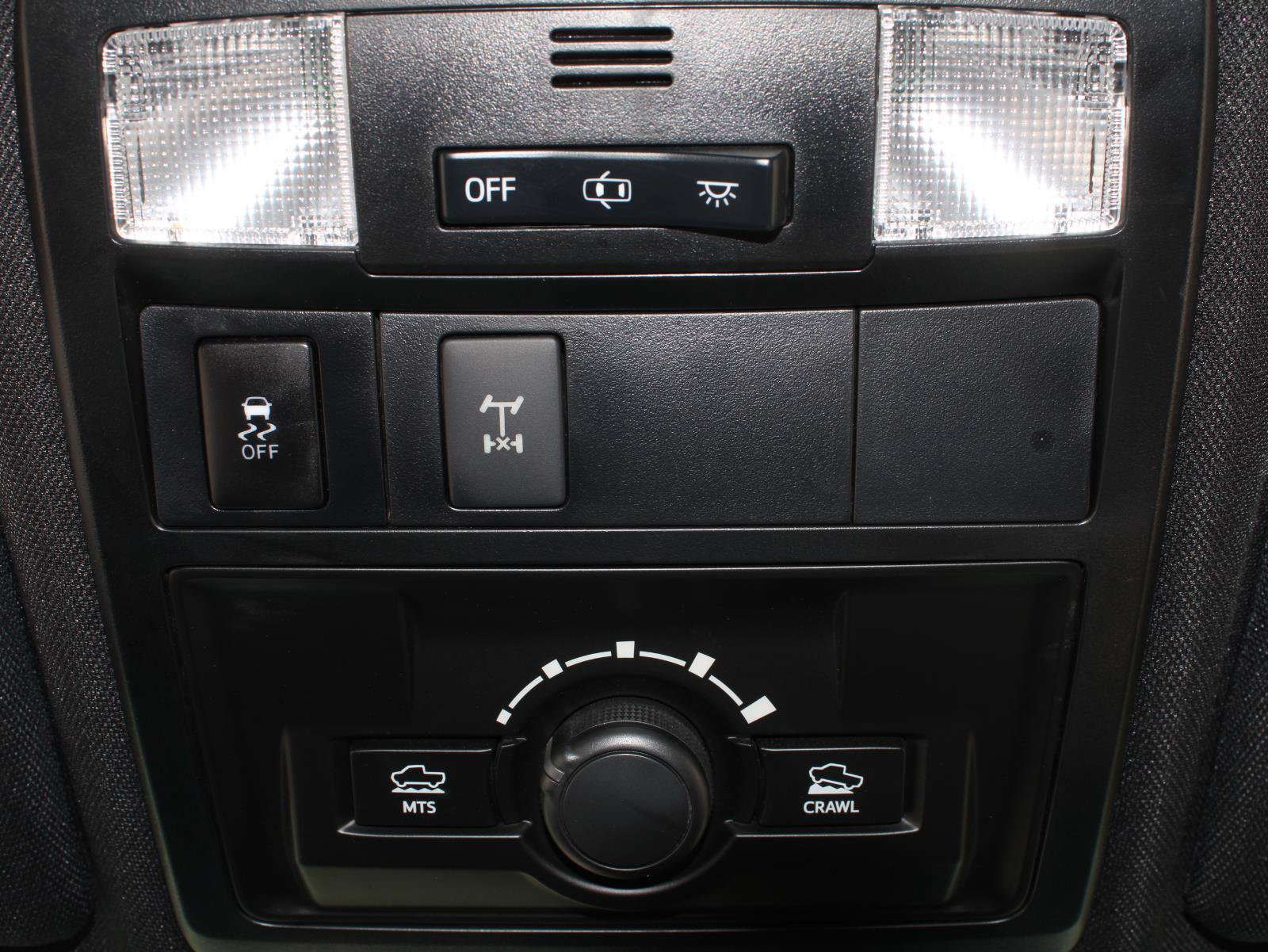 Used 2019 Toyota Tacoma TRD Off-Road AWD/4WD image 10