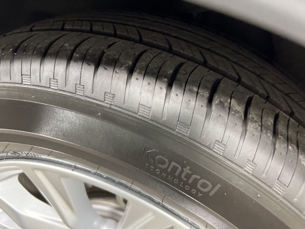 Used 2025 Honda CR-V EX-L image 41