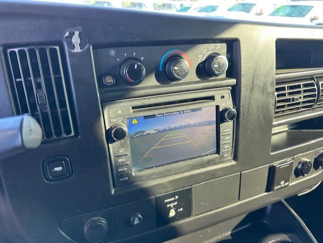 Used 2017 Chevrolet Express 2500 RWD image 21