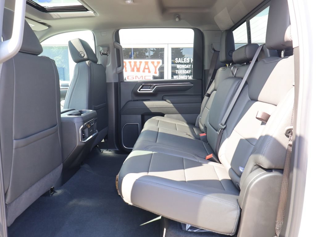 New 2026 Chevrolet Silverado 2500 LTZ w/ LTZ Plus Package AWD/4WD image 29