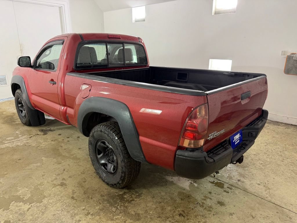 Used 2012 Toyota Tacoma 4x4 Regular Cab image 4