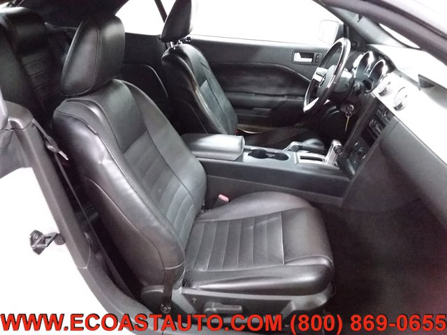 Used 2006 Ford Mustang GT Premium RWD image 10