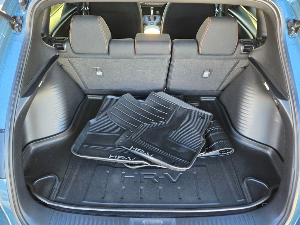 Used 2023 Honda HR-V Sport image 13