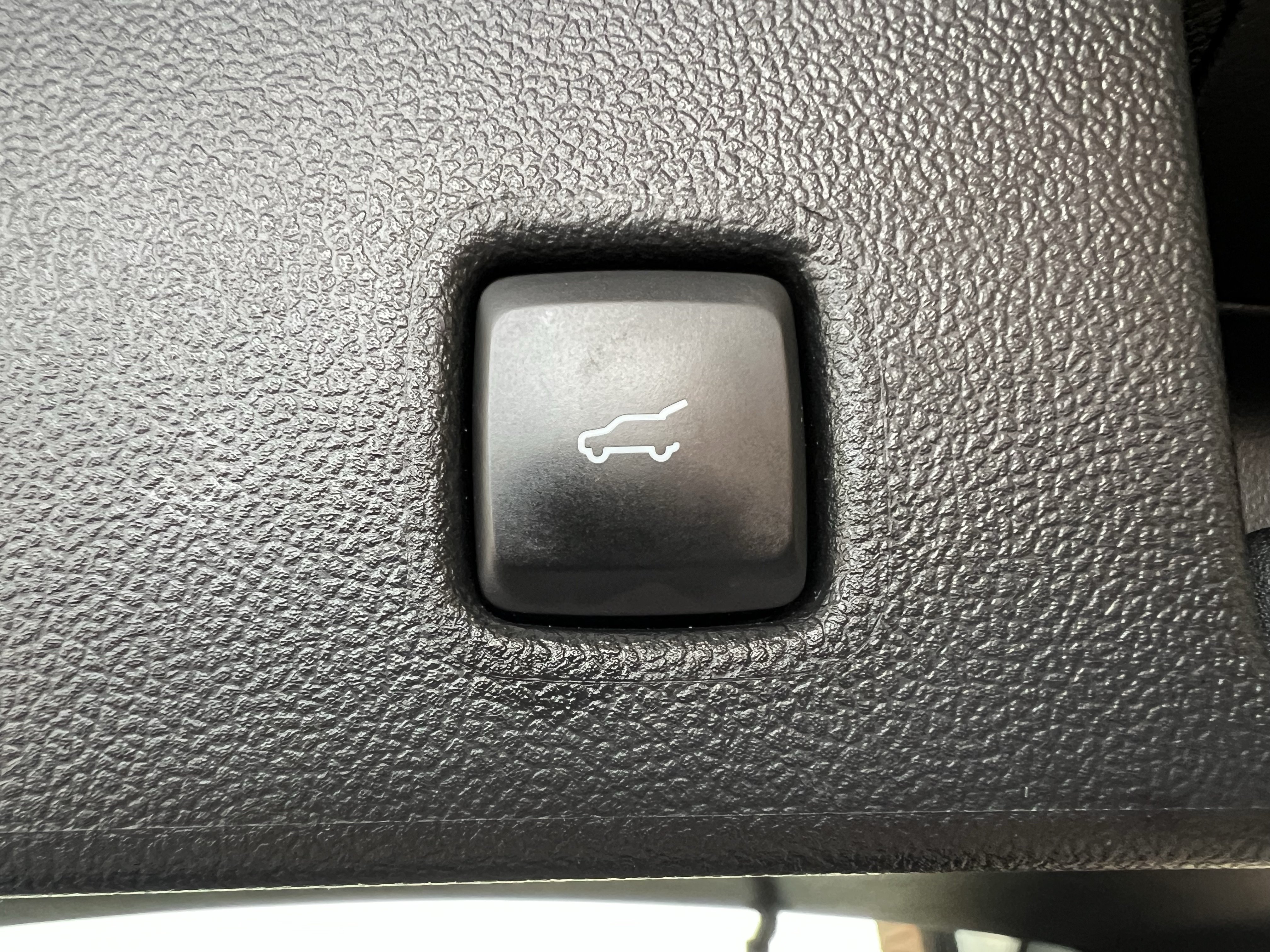 Used 2023 Ford Escape Platinum w/ Premium Technology Package AWD/4WD image 45