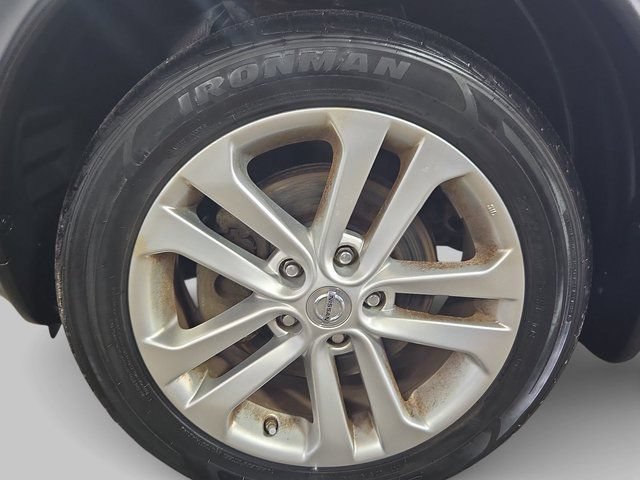 Used 2015 Nissan Juke SV w/ Technology Package AWD/4WD image 35