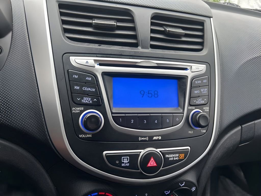 Used 2012 Hyundai Accent GS image 25