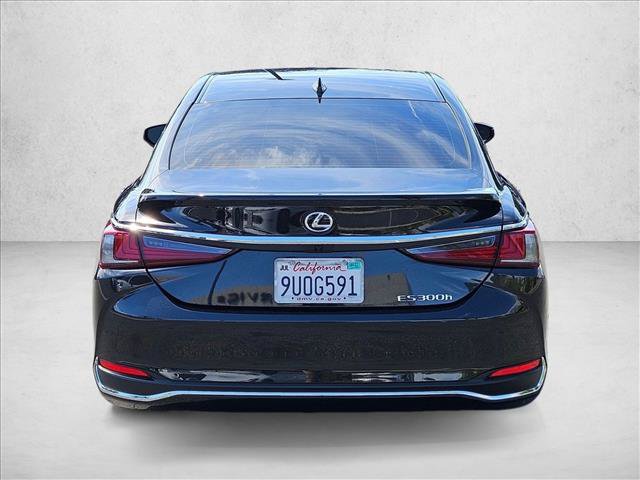 Used 2025 Lexus ES 300h w/ Premium Package FWD image 7