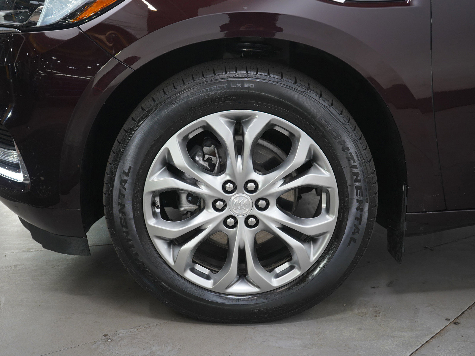 Used 2021 Buick Enclave Avenir w/ Avenir Technology Package AWD/4WD image 28