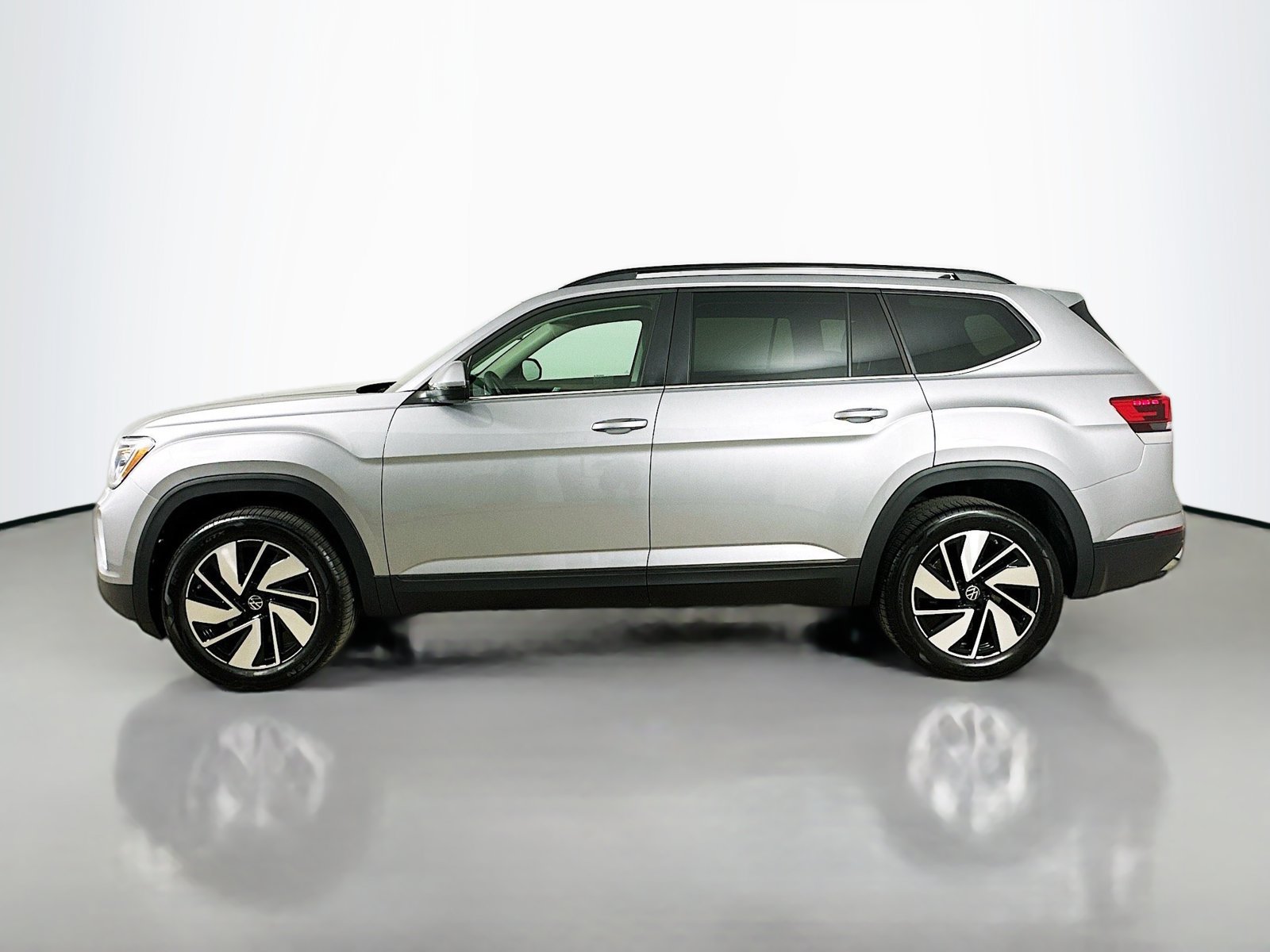 New 2026 Volkswagen Atlas SE AWD/4WD image 8
