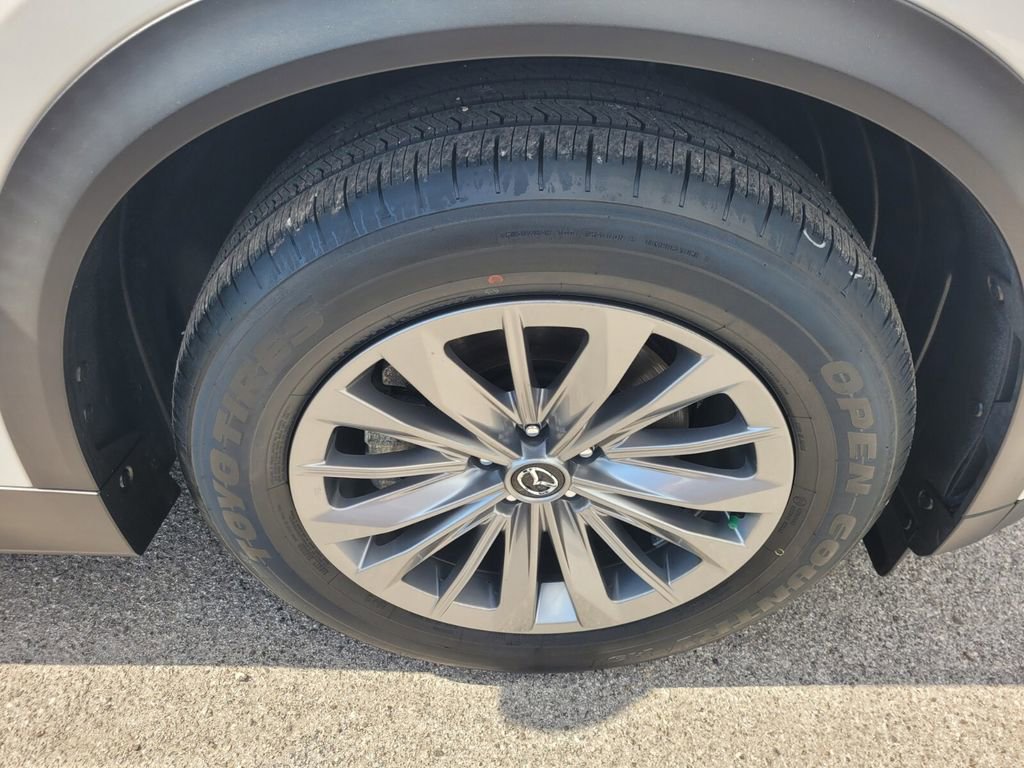 Certified 2024 MAZDA CX-90 Plug-In Hybrid w/ Preferred AWD/4WD image 20