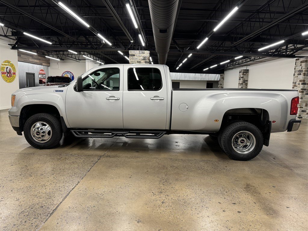 Used 2014 GMC Sierra 3500 SLT w/ Snow Plow Prep Package image 4