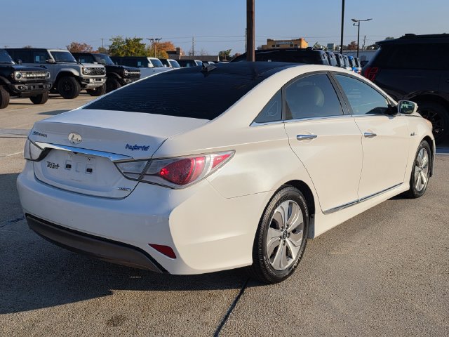 Used 2013 Hyundai Sonata Limited w/ Panoramic Sunroof Pkg FWD image 5