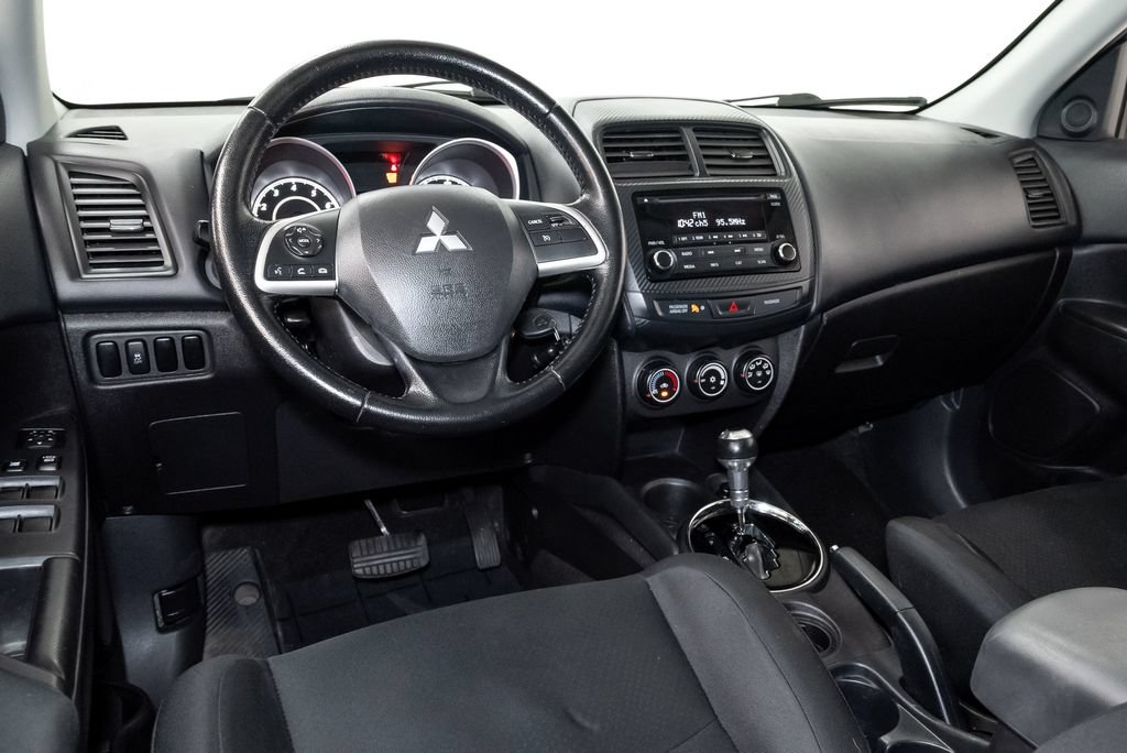 Used 2015 Mitsubishi Outlander Sport ES FWD image 7