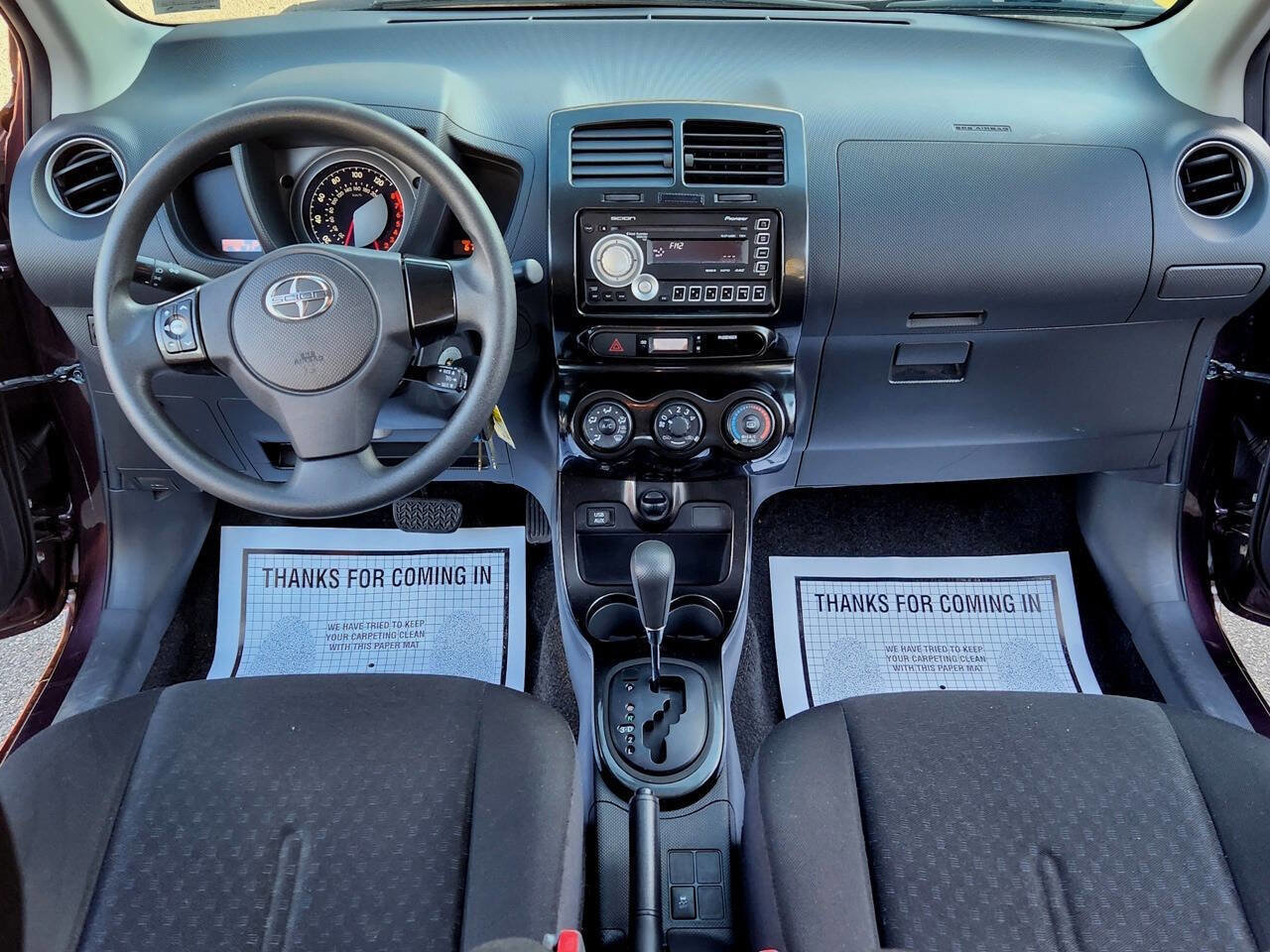 Used 2010 Scion xD image 3