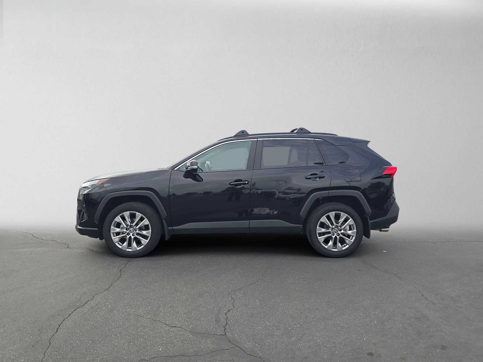 Certified 2025 Toyota RAV4 XLE Premium w/ Weather Package FWD image 6