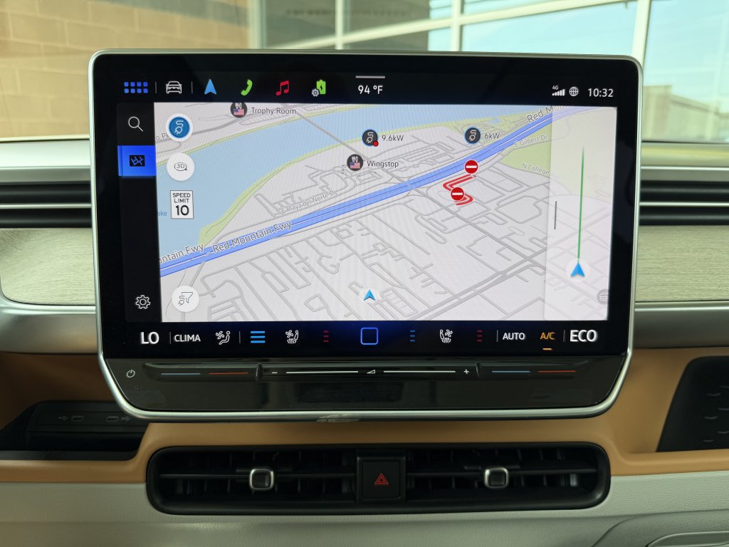 Used 2025 Volkswagen ID. Buzz 1st Edition RWD image 20