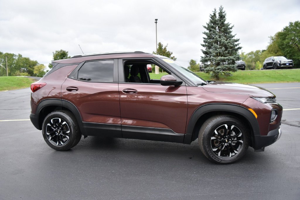 Used 2023 Chevrolet TrailBlazer LT FWD image 5