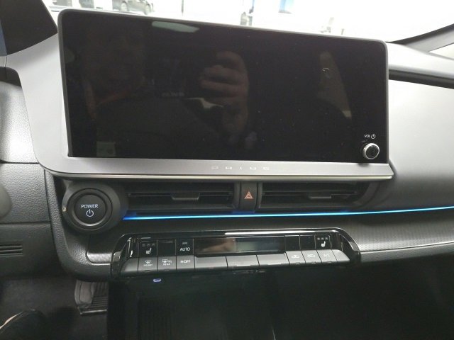 New 2026 Toyota Prius Plug-In Hybrid image 24