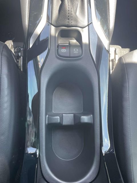 Used 2023 Toyota Corolla Cross XLE FWD image 29
