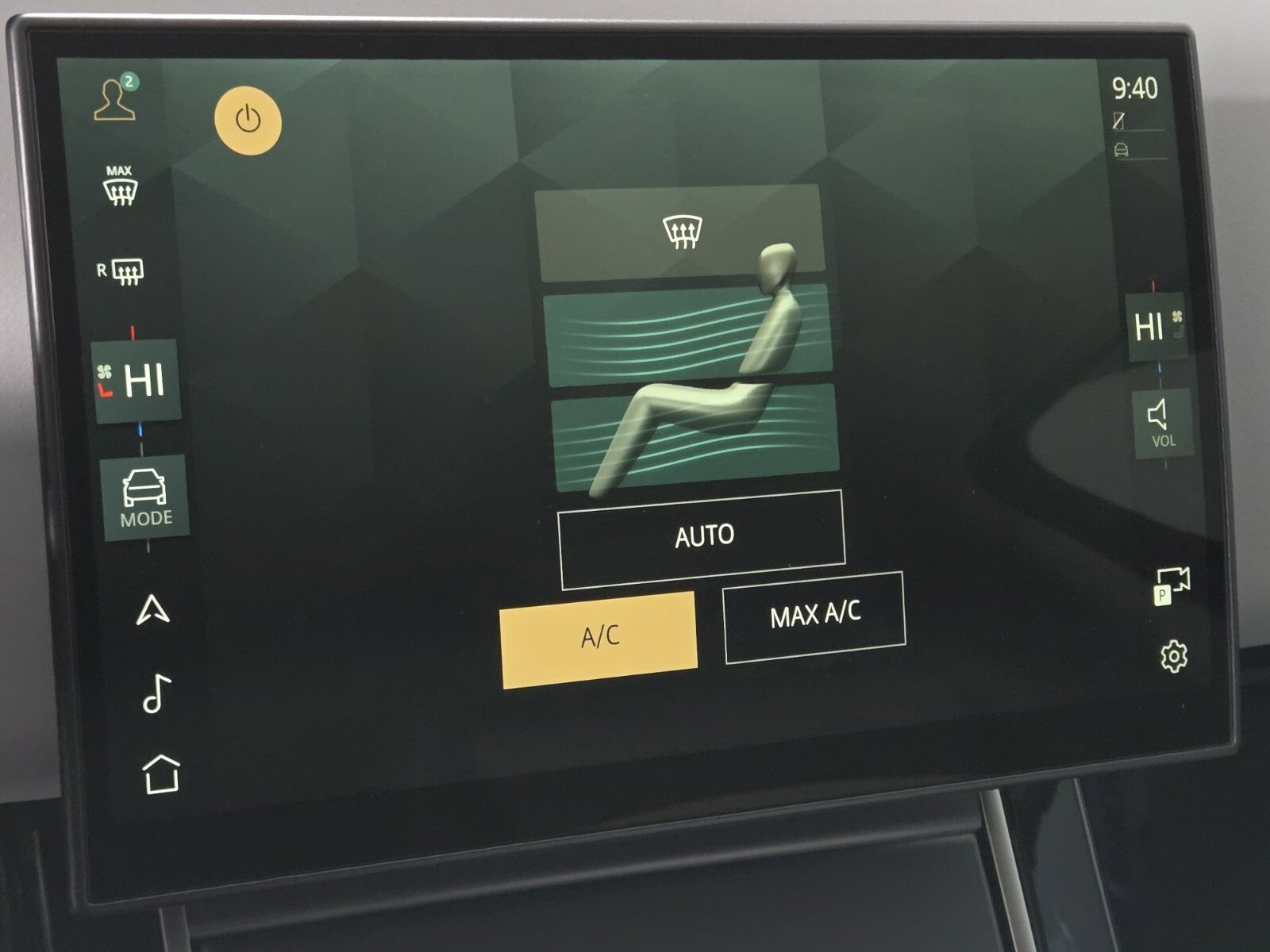 Used 2024 Land Rover Range Rover Evoque Dynamic SE image 29