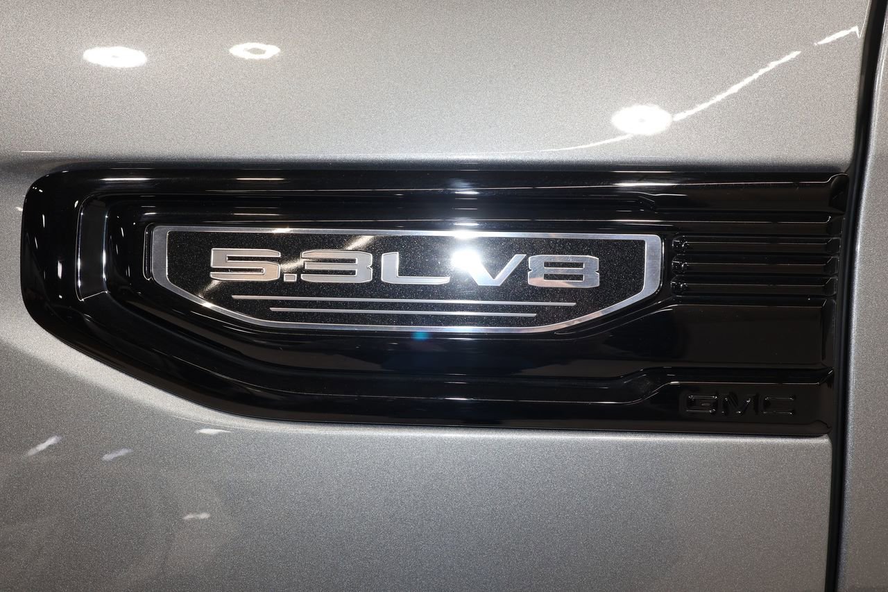 Certified 2024 GMC Sierra 1500 Pro w/ Graphite Edition image 33