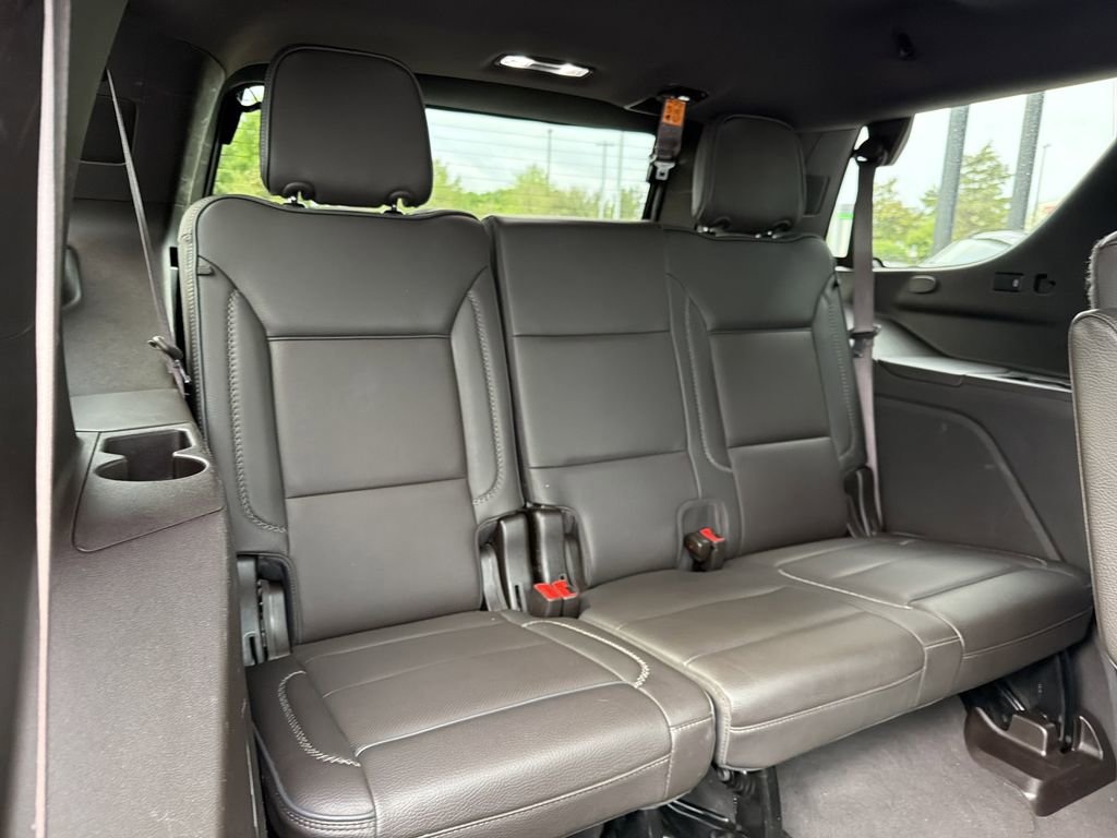 Used 2023 GMC Yukon Denali RWD image 17