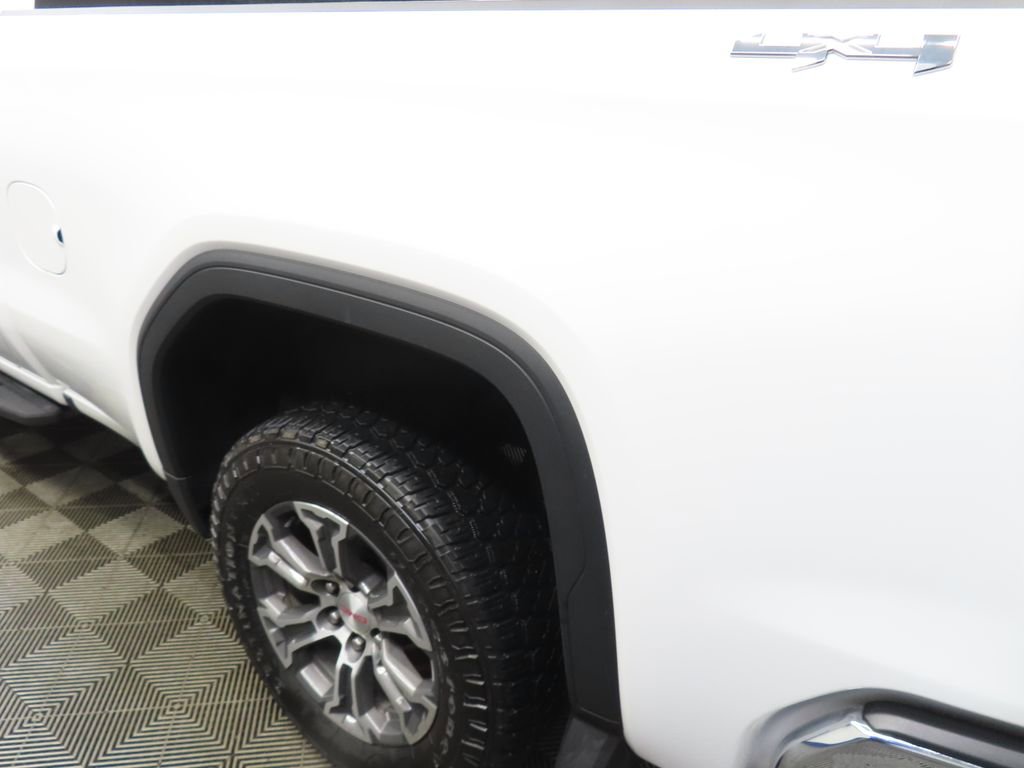 Used 2023 GMC Sierra 1500 SLT w/ SLT Convenience Package AWD/4WD image 43