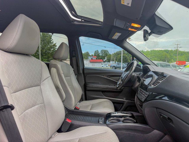 Used 2019 Honda Passport Touring image 18