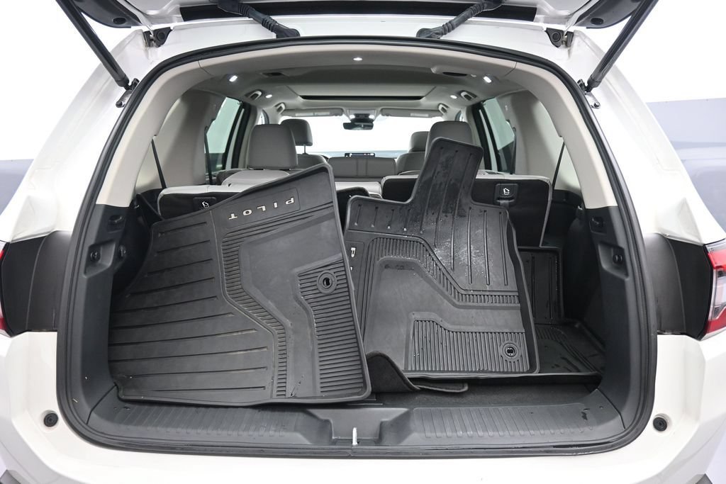 Certified 2024 Honda Pilot Touring image 23