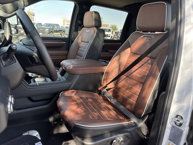 New 2026 GMC Sierra 2500 Denali Ultimate image 19