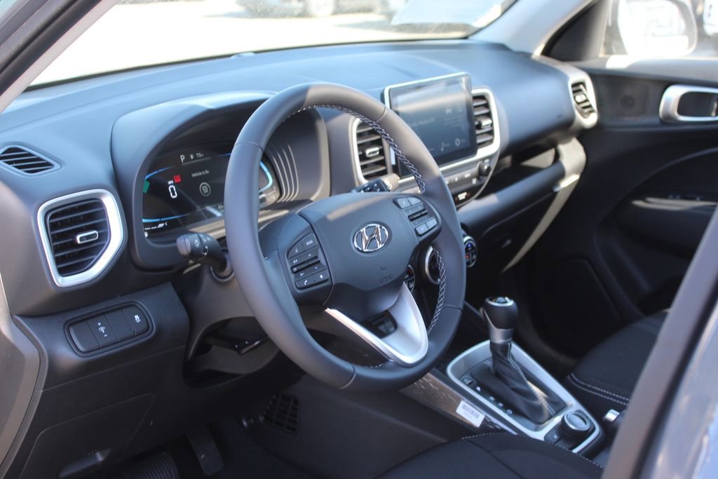 New 2026 Hyundai Venue SEL FWD image 11