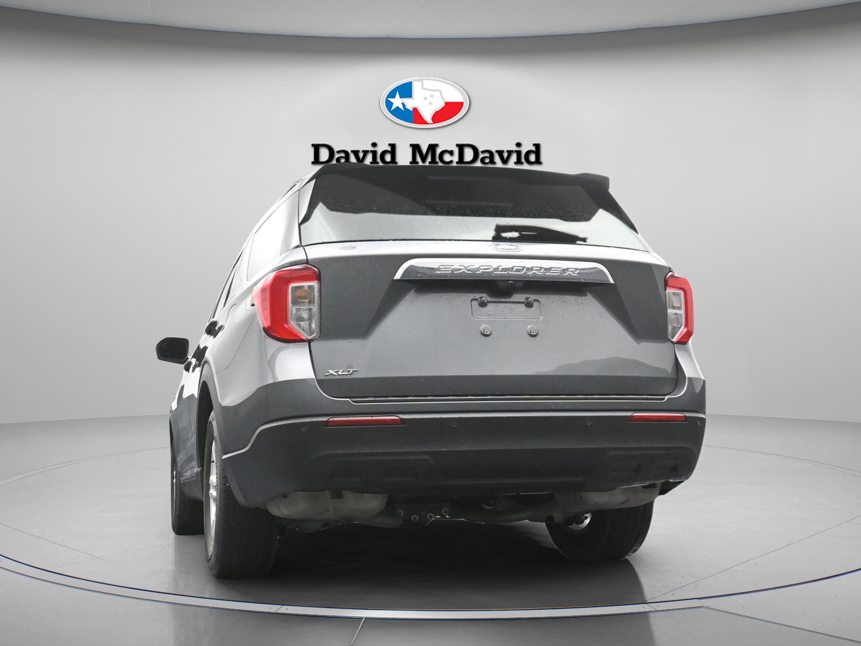Used 2023 Ford Explorer XLT RWD image 32