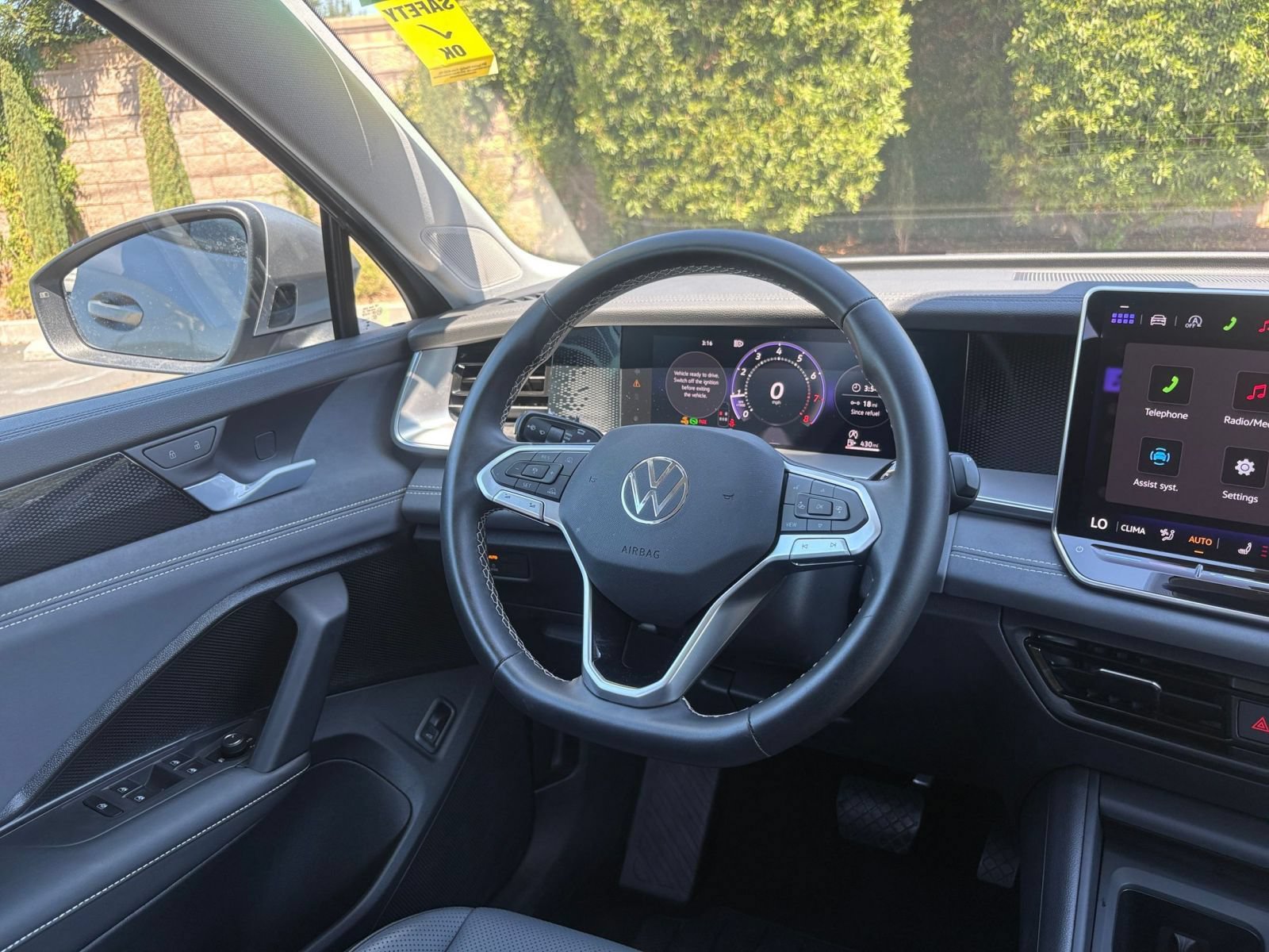 Used 2026 Volkswagen Tiguan SE FWD image 37