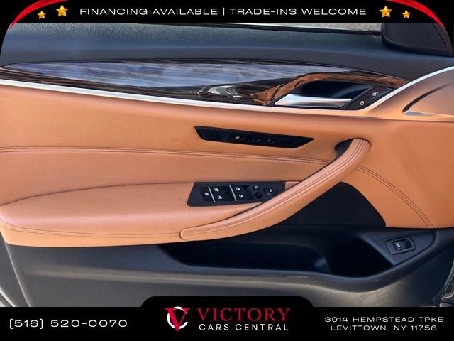 Used 2019 BMW 530i xDrive w/ Premium Package image 12
