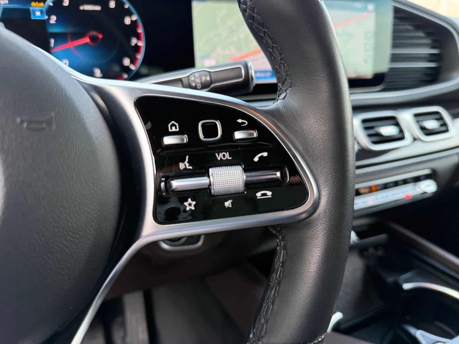 Certified 2023 Mercedes-Benz GLE 350 4MATIC image 23