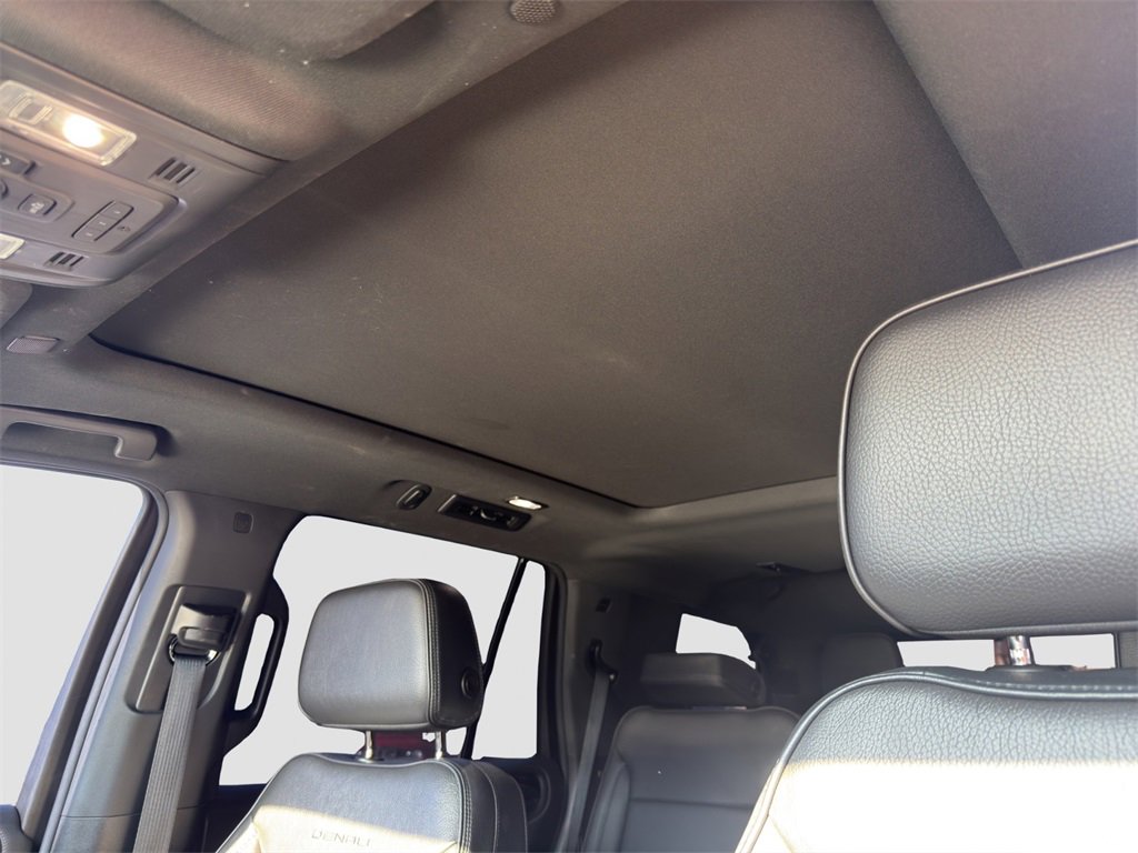 Used 2022 GMC Yukon Denali image 6