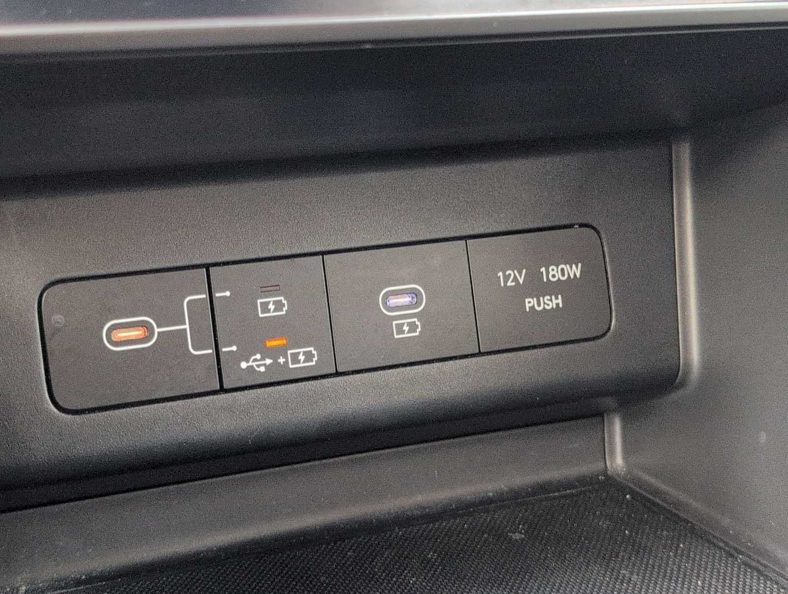 Used 2025 Hyundai Sonata SEL FWD image 29