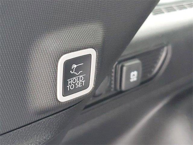 New 2026 Jeep Grand Cherokee Altitude AWD/4WD image 9