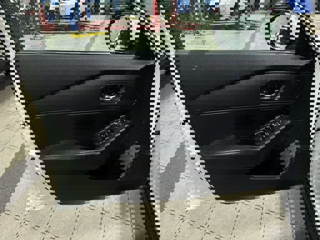 Used 2023 Honda Accord LX image 27