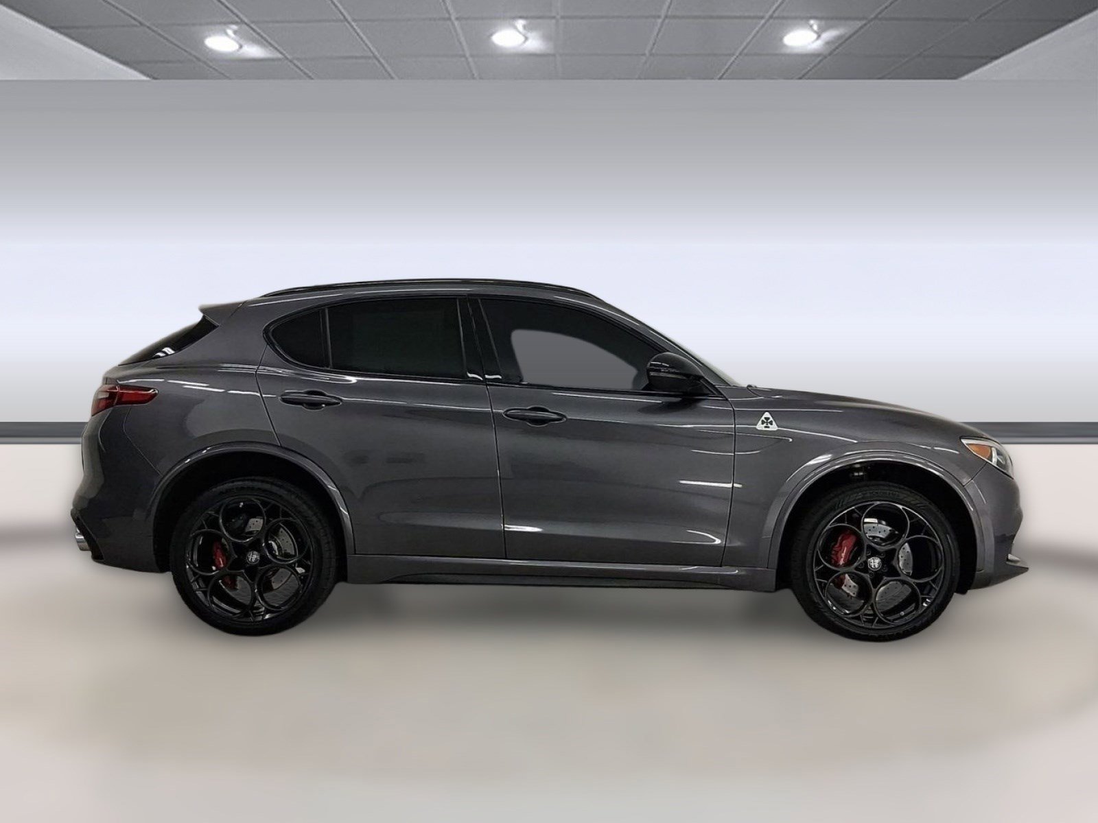 Used 2023 Alfa Romeo Stelvio Quadrifoglio w/ Active Assist Plus Package image 8